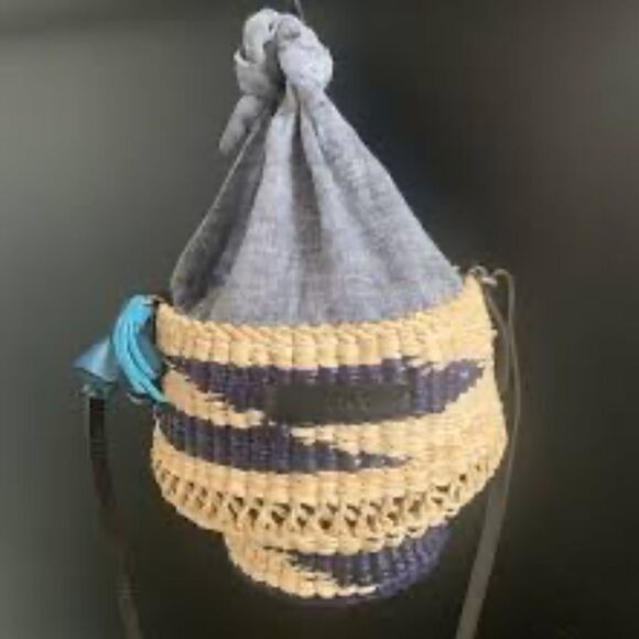 Love AAKS Baw Pot Wavy Crossbody Ratan Leather Natural & Navy Straw Liner - Picture 8 of 9